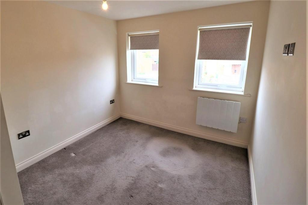 09 - Bedroom 2.JPG