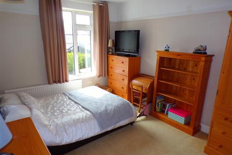 53 Elm Grove, Rhyl, LL18 3PD
