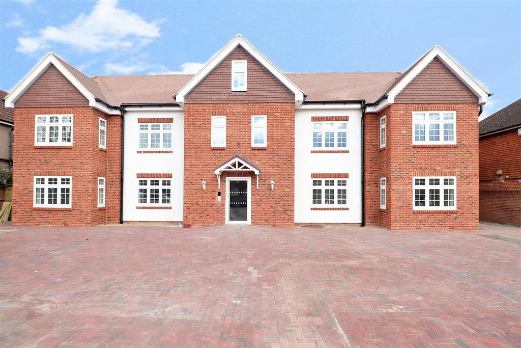 Broomfield Road, Bexleyheath 1 bed ground floor flat £1,195 pcm (£276 pw)