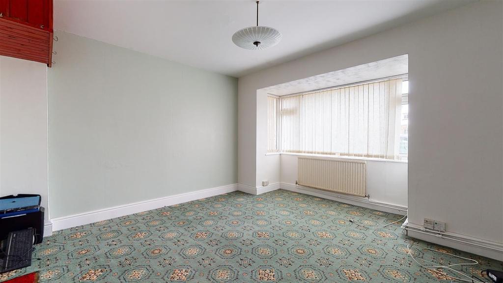 Leinster Avenue, Knowle, Bristol 3 bed semidetached house £215,000