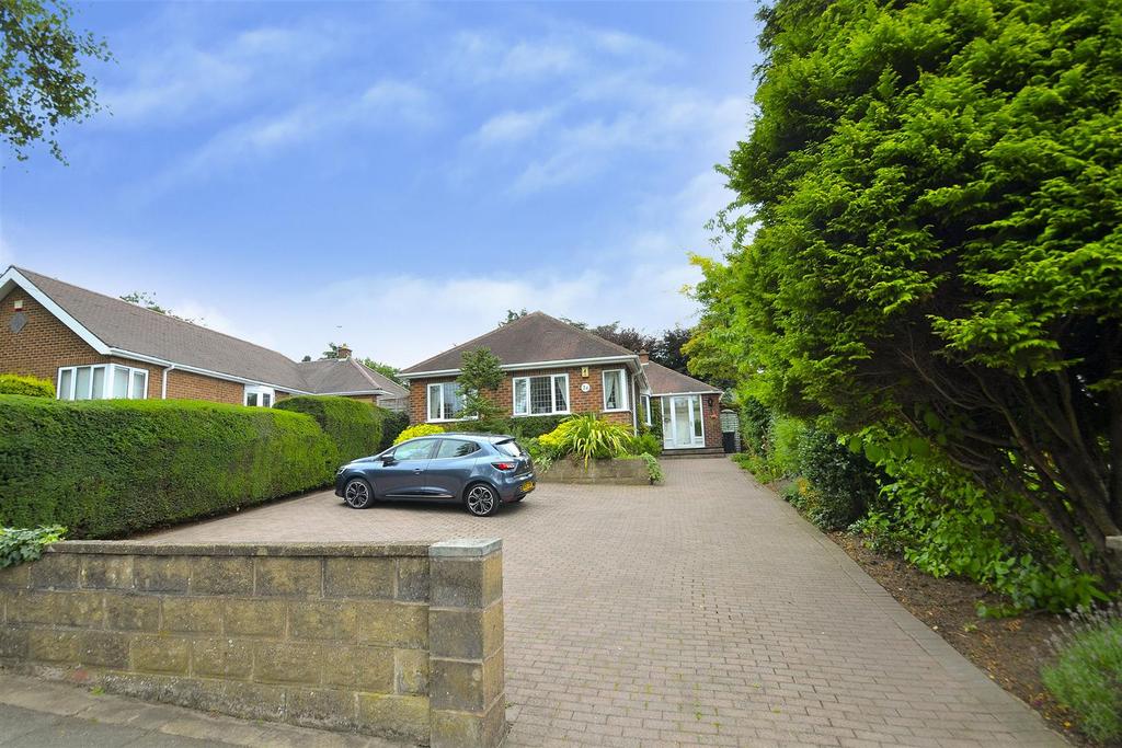 Thoresby Road, Bramcote 3 bed detached bungalow £425,000