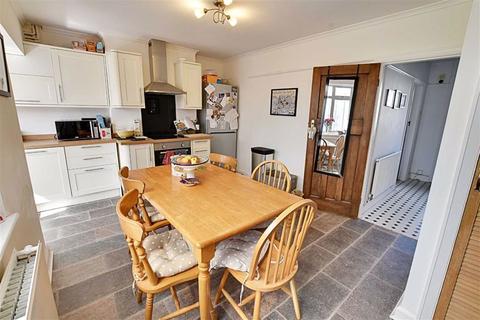 15 Catherine Road, Worcester, WR2 4JL