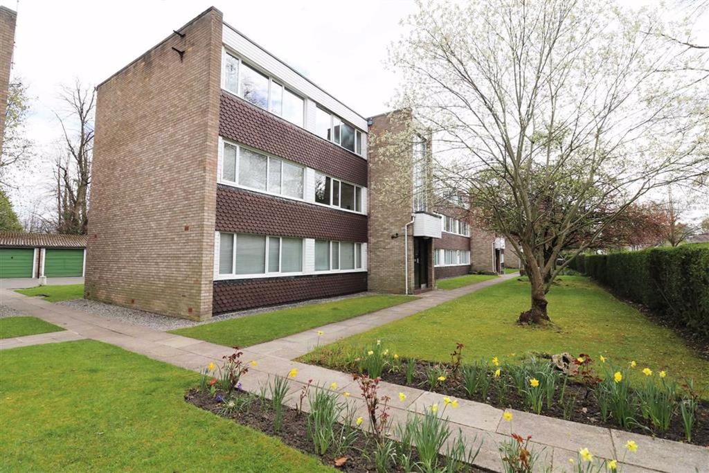 Lapwing Lane, West Didsbury, Manchester, M20 2 bed apartment £200,000