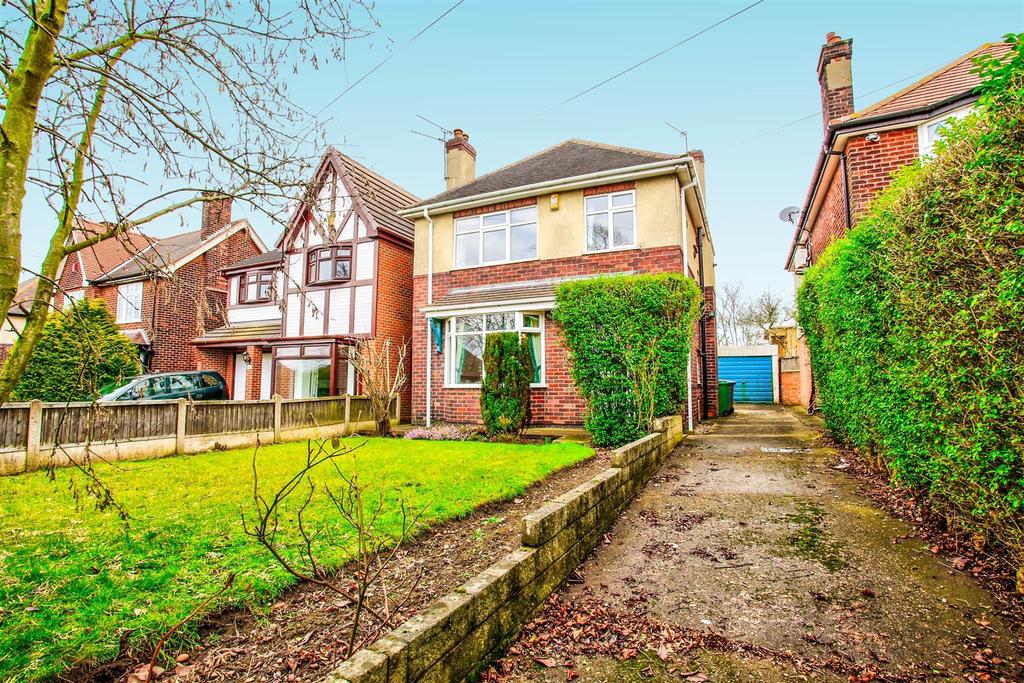 Mansfield Road, Warsop, Mansfield 3 bed detached house £195,000