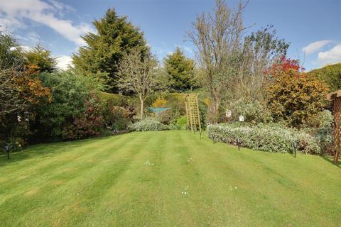 78 Springfield Way, Anlaby, Hull, HU10 6QL