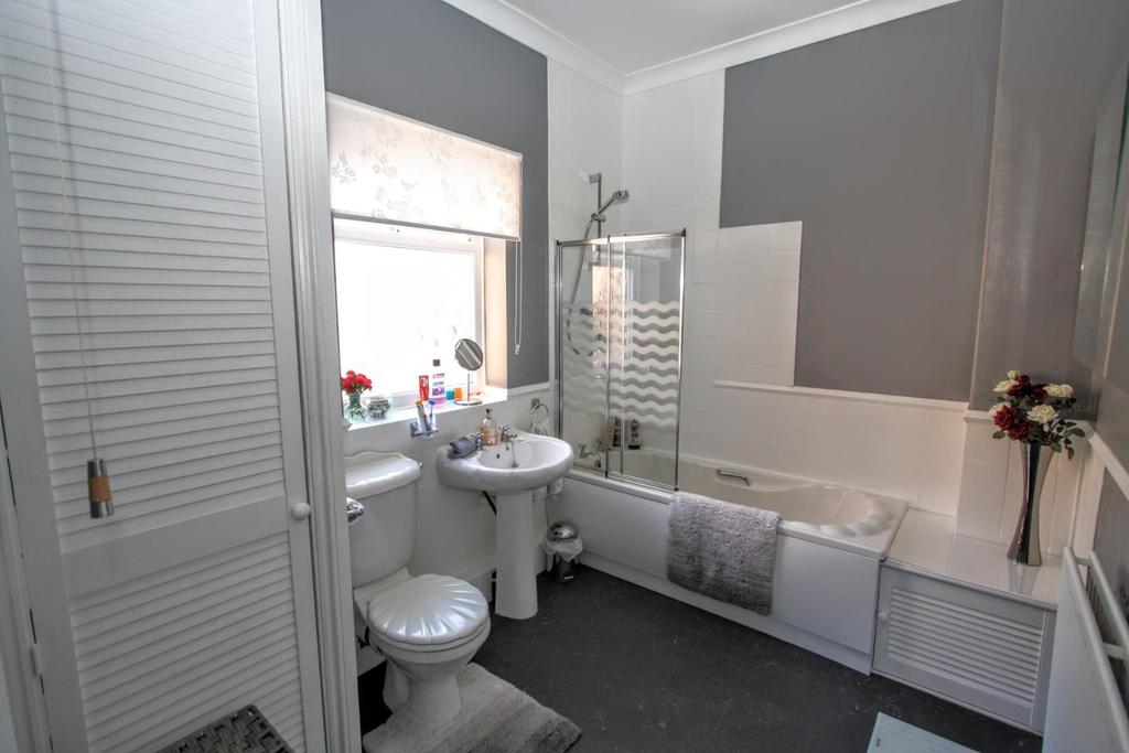 Bathroom/w.c.
