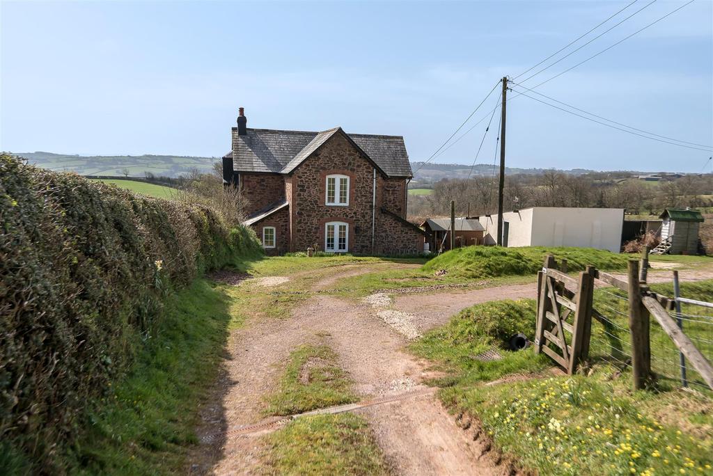 Great Bradley Cottage (19).jpg