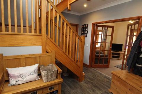 9 Brydges Gate, Llandrinio, Llanymynech, SY22 6TU