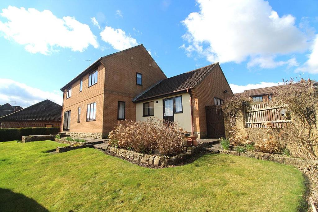 Hazel Drive, Burn Bridge, Harrogate 4 bed house £625,000