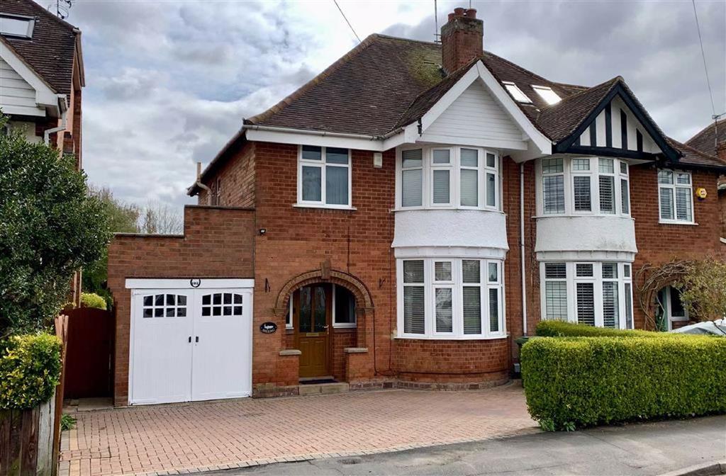 Cubbington Road, Leamington Spa 4 bed semidetached house £450,000