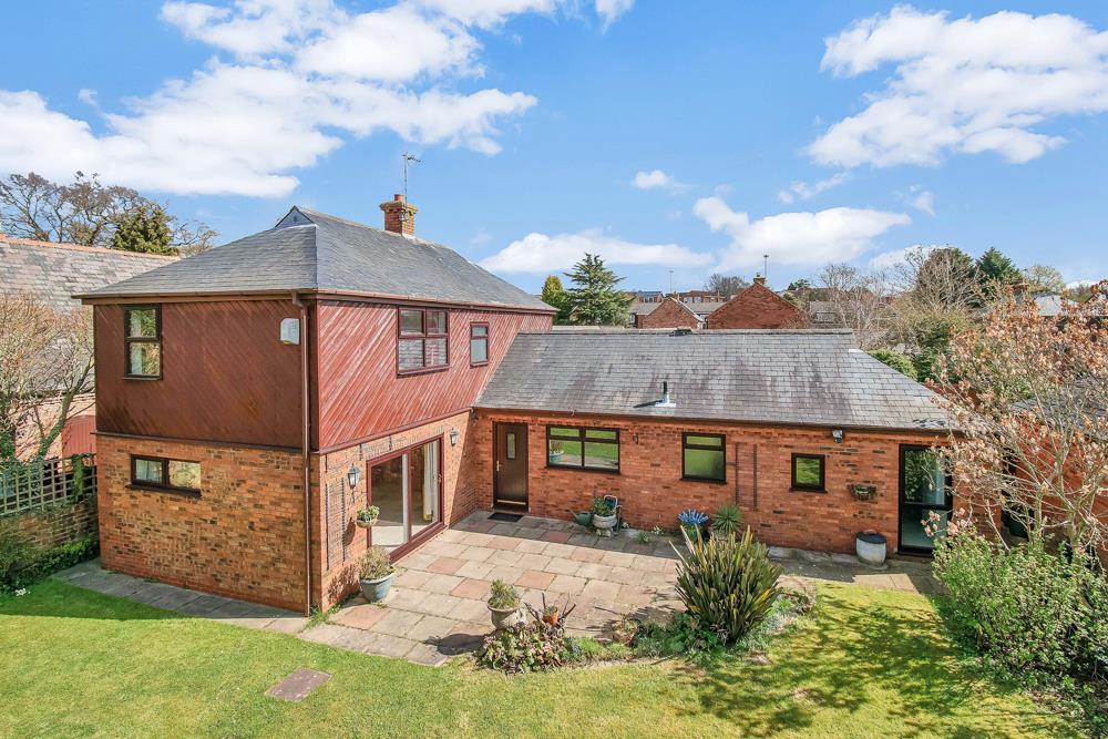 Bramcote Road, Loughborough 4 bed detached house £475,000