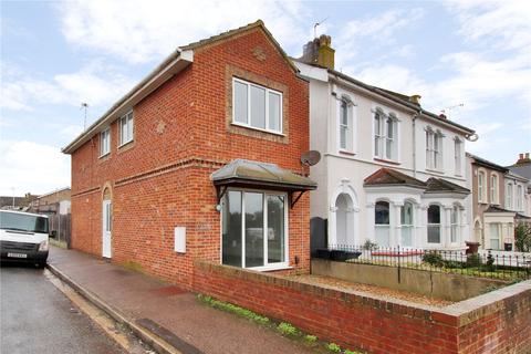 83 Whitehill Road, Gravesend, DA12 5PF