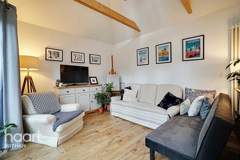 19 Albert Road, Witham, CM8 2BS
