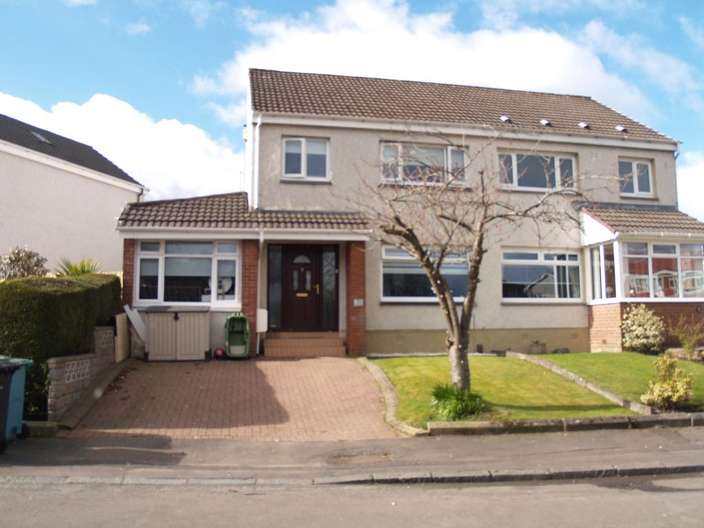 Moray Avenue, Airdrie, North Lanakshire, ML6 4 bed semidetached house