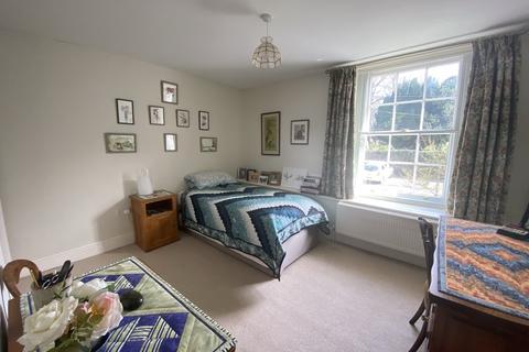 The Old Forge New Street, Chulmleigh, EX18 7BZ
