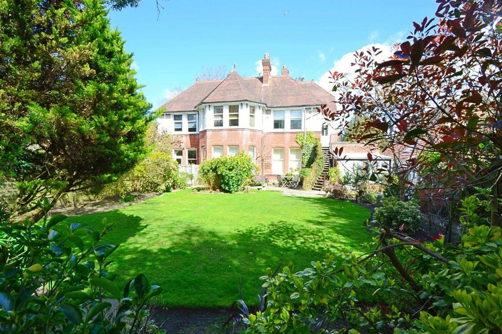 Dean Park 4 bed house £650,000