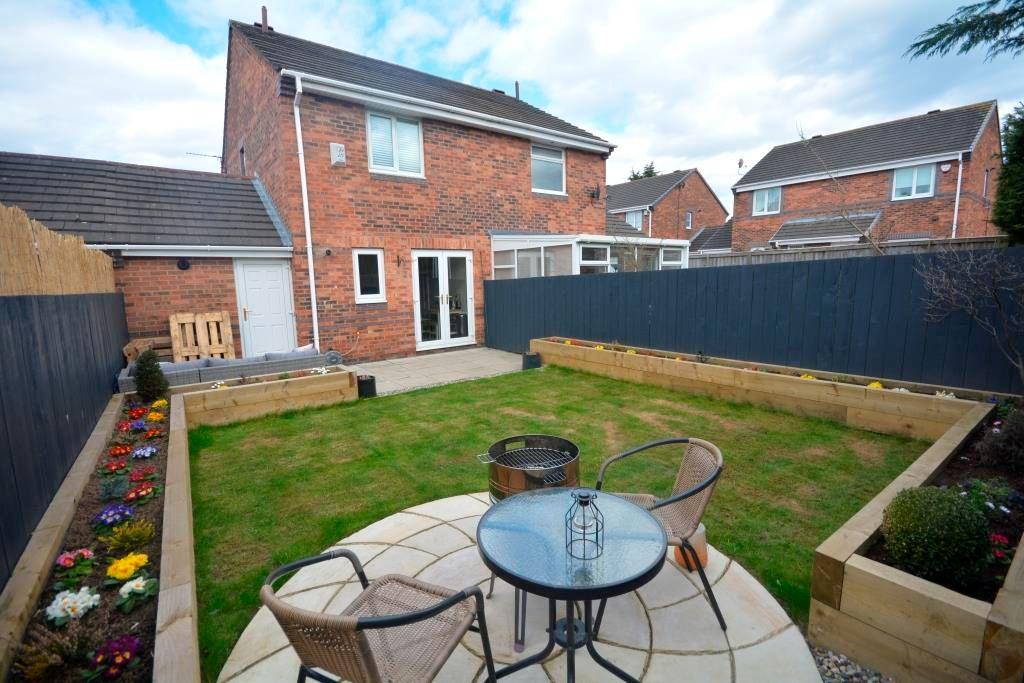 Auckland, Chester Le Street, DH2 2 bed semidetached house £142,000