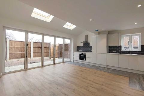108b Long Chaulden, Hemel Hempstead, HP1 2HY