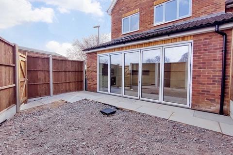 108b Long Chaulden, Hemel Hempstead, HP1 2HY