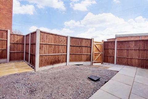 108b Long Chaulden, Hemel Hempstead, HP1 2HY