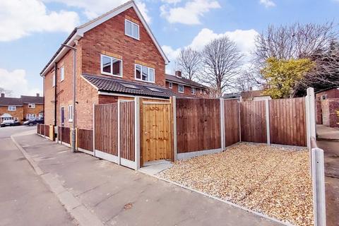 108b Long Chaulden, Hemel Hempstead, HP1 2HY