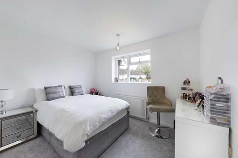 23 Peartree Road, Hemel Hempstead, HP1 3QW