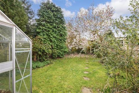 7 Harden Road, Northfleet, Gravesend, DA11 7HE