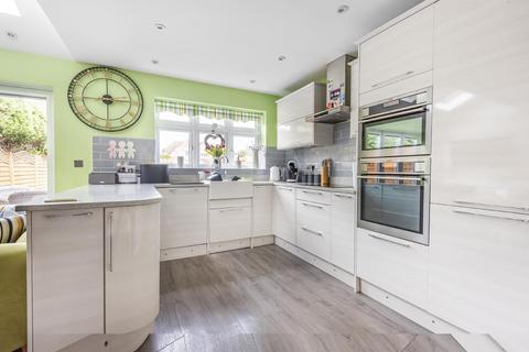 188 Bourne Vale, Bromley, BR2 7LU