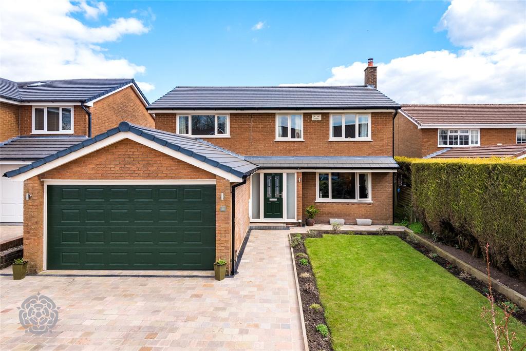 Larkfield Close, Greenmount, Bury, BL8 4 bed detached house £795,000