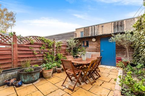 26a Inglemere Road, Mitcham, CR4 2BT