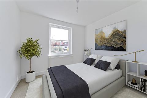 20 Larden Road, London, W3 7ST