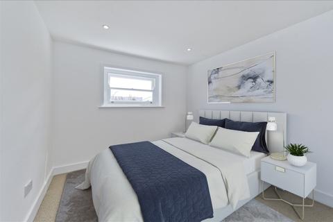 20 Larden Road, London, W3 7ST