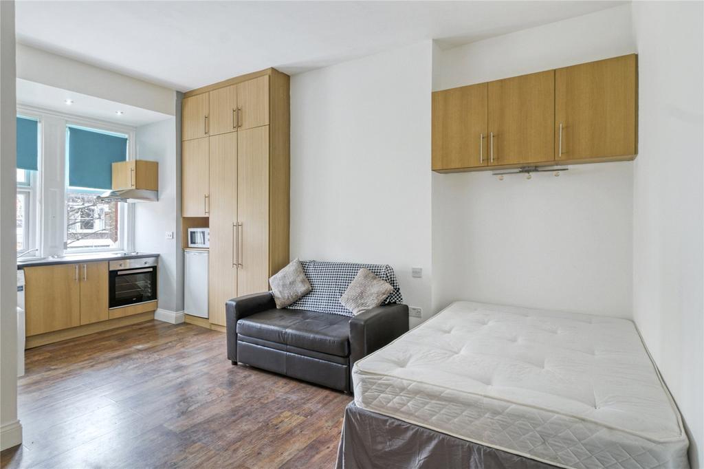 Bedroom Reception