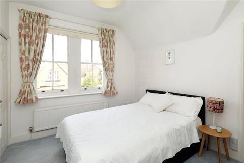 1 Thurstan Road, London, SW20 0EB