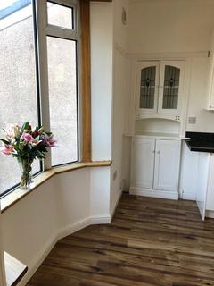 3 bedroom terraced house to rent, Hertford Avenue, Glasgow