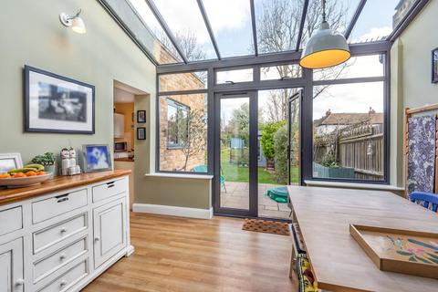 Ground Floor Flat At, 116 Lennard Road, Beckenham, BR3 1QS