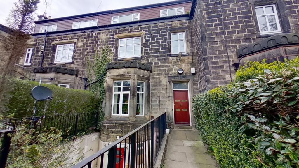 Stone Villas, Far Headingley, LEEDS 2 bed flat £895 pcm (£207 pw)