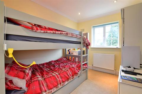 42 Caley Road, Tunbridge Wells, TN2 3BN