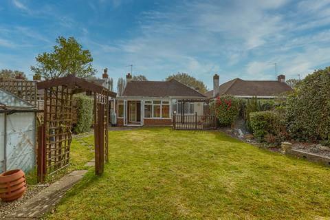 19 Salisbury Road, Worcester Park, KT4 7DF
