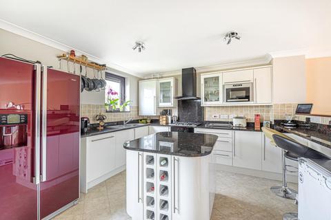 112 Plover Way, London, SE16 7TZ