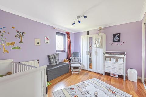 112 Plover Way, London, SE16 7TZ