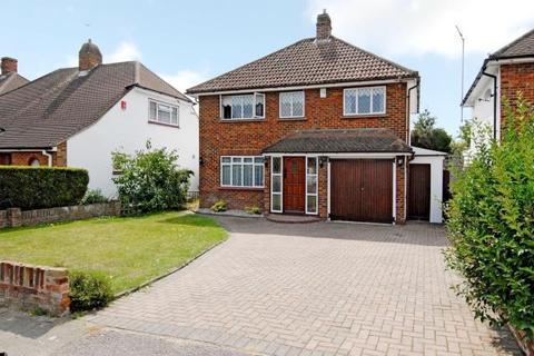8 Silverdale Drive, Sunbury-on-thames, TW16 6HD