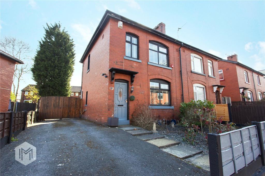 Hazel Avenue, Bury, BL9 3 bed semidetached house £130,000
