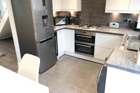 31 Gibbs Couch, Watford, WD19 5EG