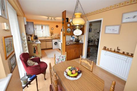 17 Chestnut View, Kerry, Newtown, SY16 4PR
