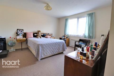 11 Abbey Close, Rendlesham, Woodbridge, IP12 2UD