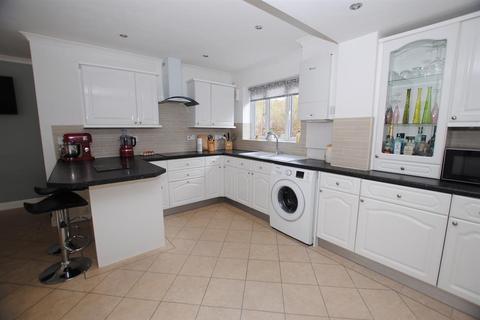 30 Oak Tree Close, Arkwright Town, Chesterfield, S44 5BW