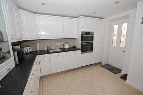 30 Oak Tree Close, Arkwright Town, Chesterfield, S44 5BW