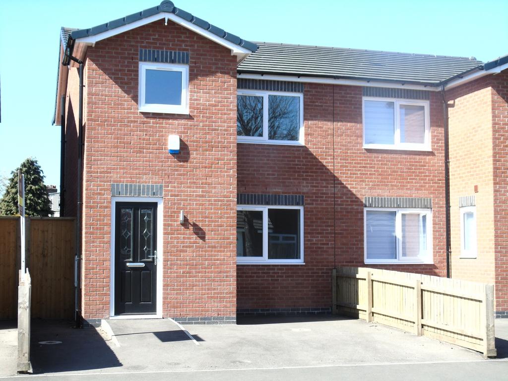 Seeds Lane, Aintree, L9 3 bed house £845 pcm (£195 pw)