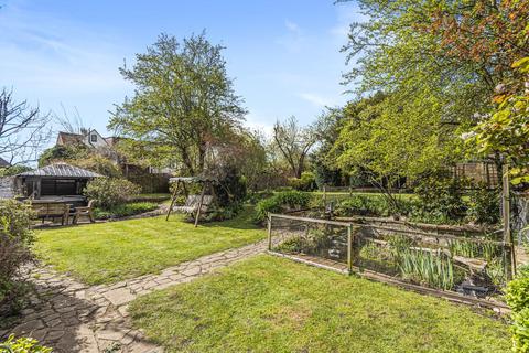96 Guibal Road, London, SE12 9LZ